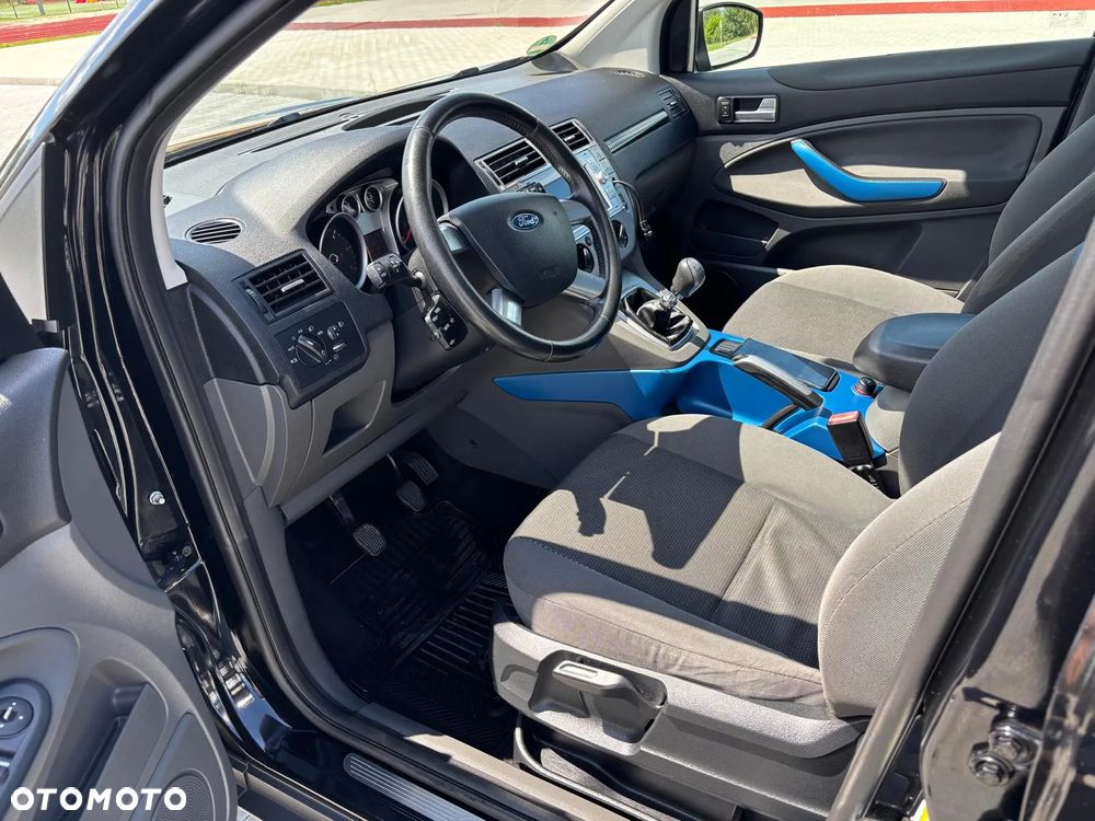 Ford Kuga 2.0 TDCi Titanium - 28