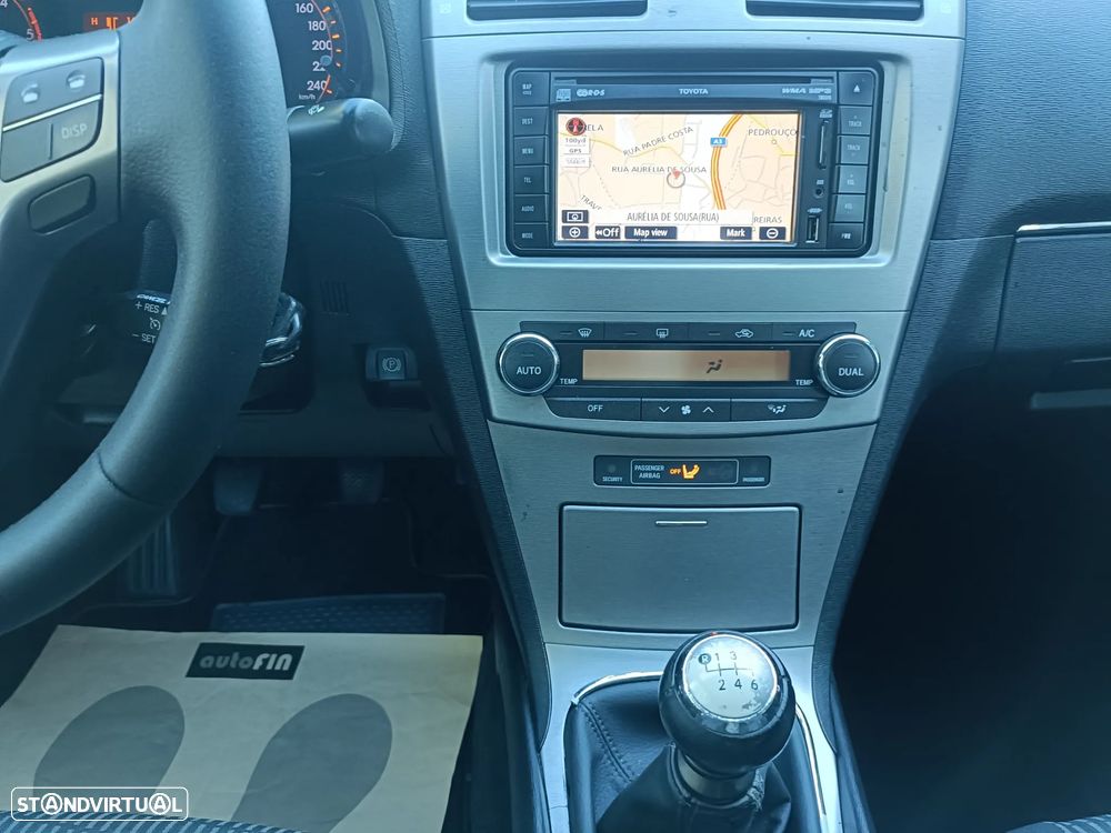 Toyota Avensis SD 2.0 D-4D Sol+GPS - 12