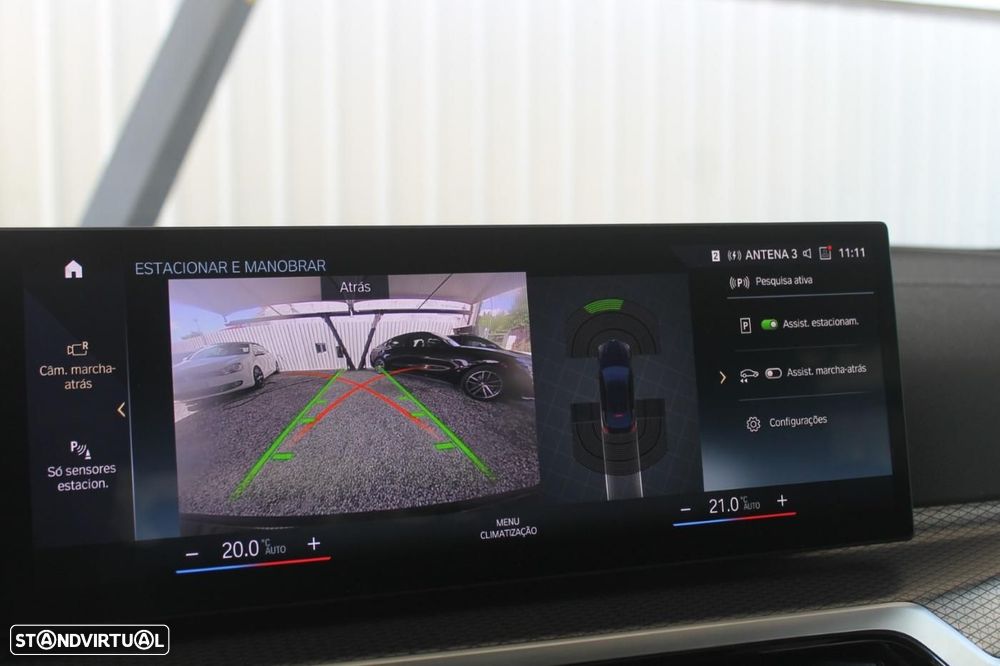 BMW i4 eDrive40 Desportiva M - 13