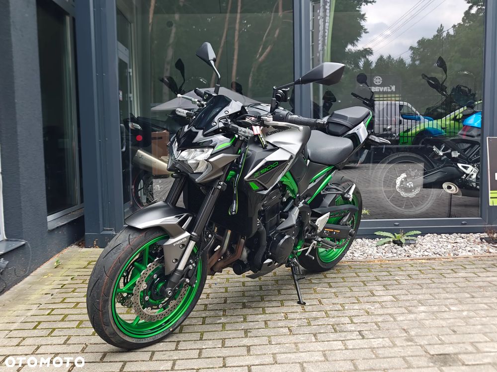 Kawasaki Z 900 - 5