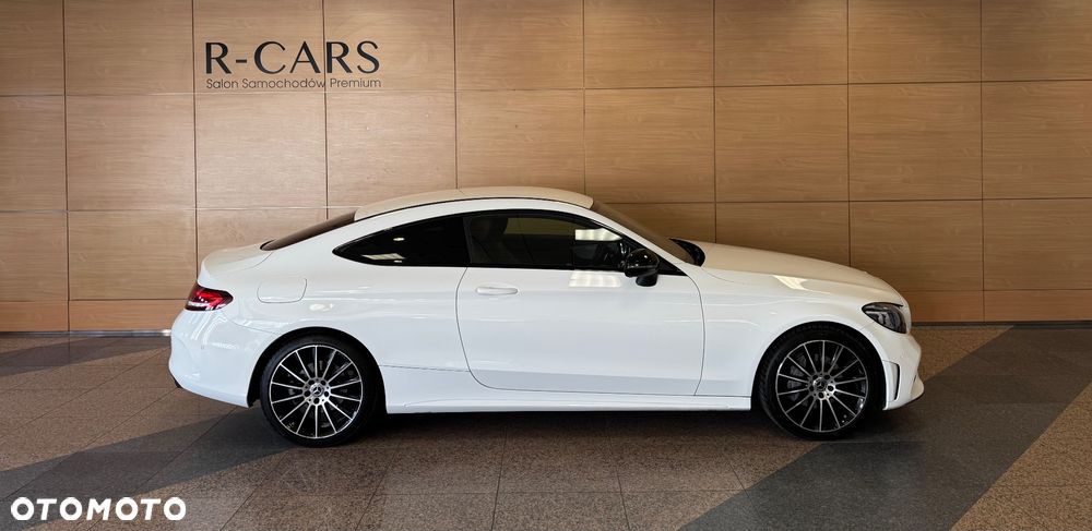 Mercedes-Benz Klasa C 200 4MATIC 9G-TRONIC - 2