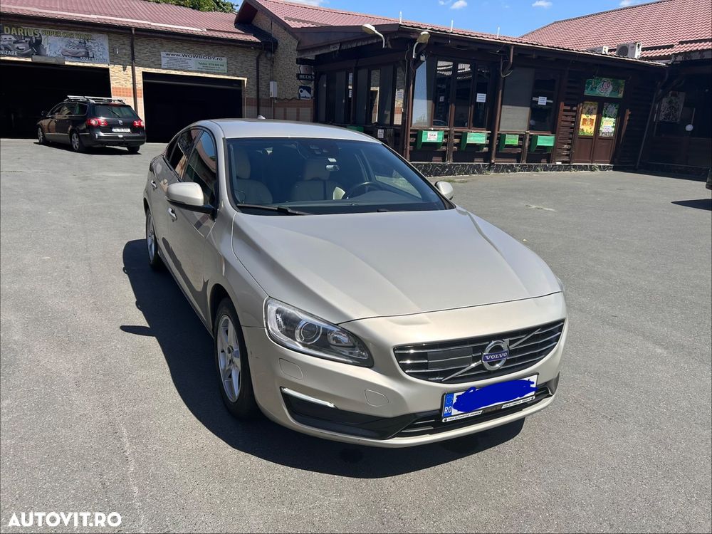 Volvo S60 D3 Momentum - 13