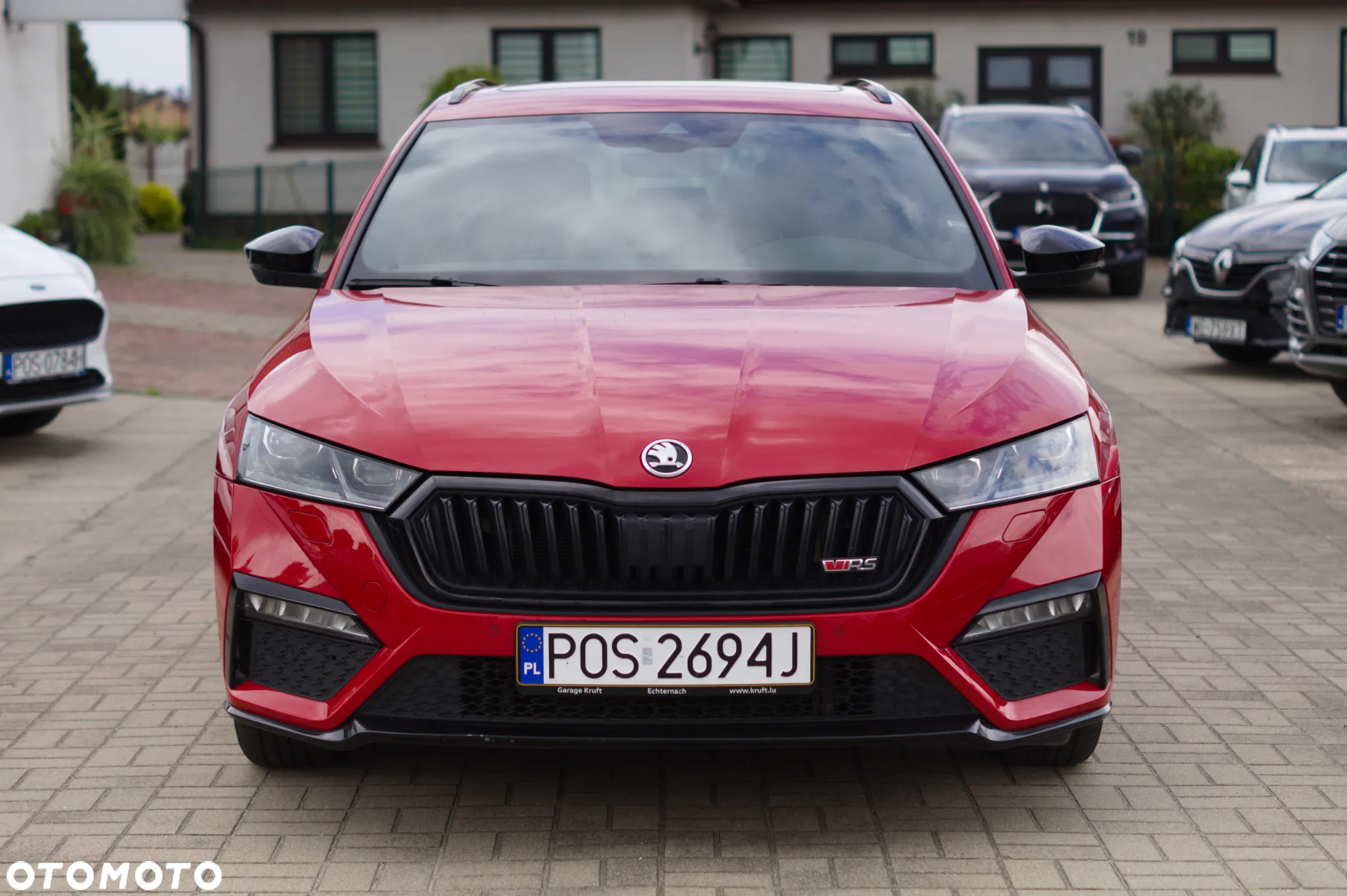 Skoda Octavia Combi 2.0 TSI DSG RS - 2