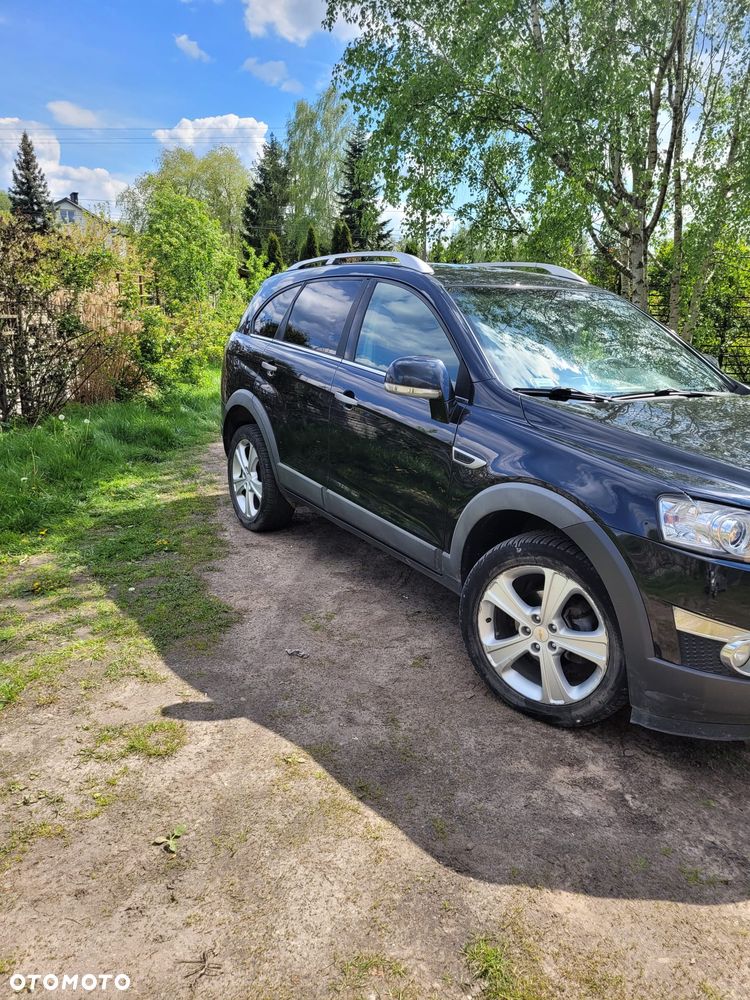 Chevrolet Captiva 2.2 D LTZ - 11