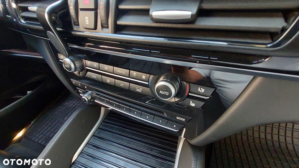 BMW X6 xDrive30d M Sport - 27