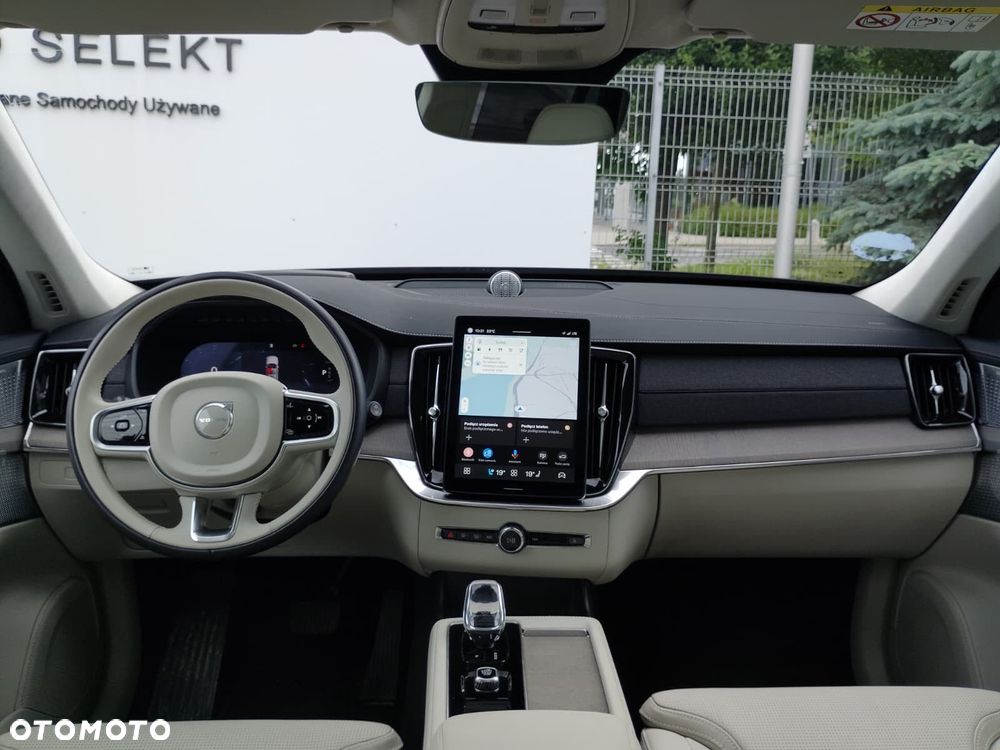 Volvo XC 90 - 26