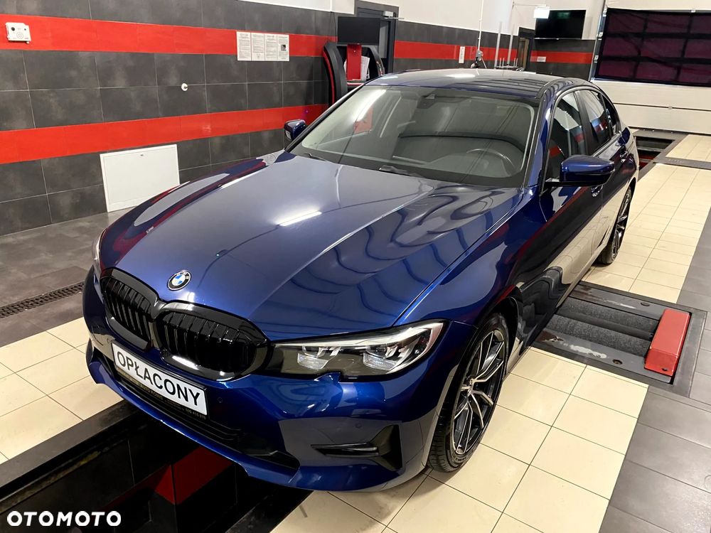 BMW Seria 3 320d Sport - 2
