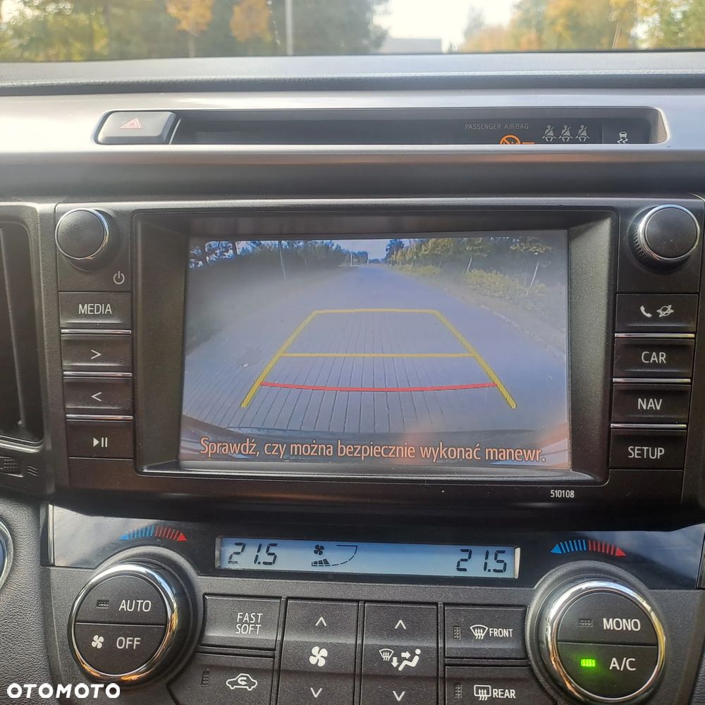 Toyota RAV4 Hybrid Premium 4x4 - 10