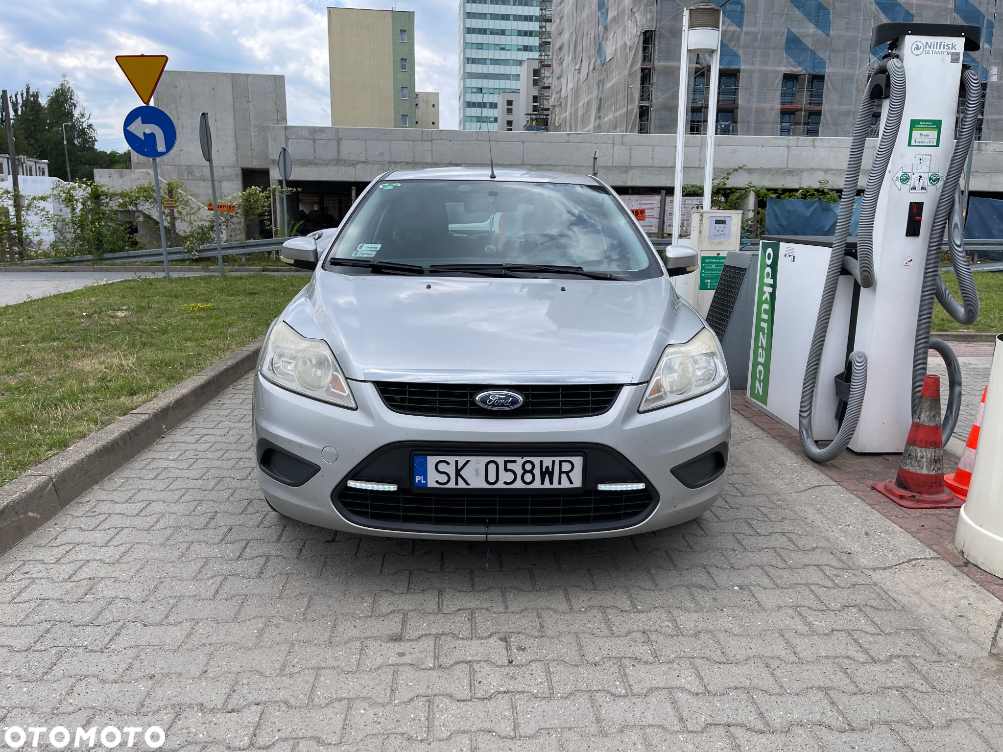 Ford Focus 1.6 Ambiente - 10