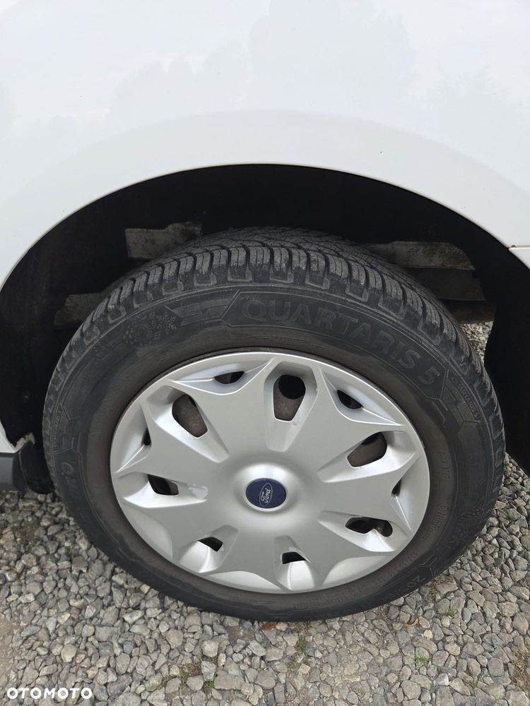 Ford Transit Connect - 12
