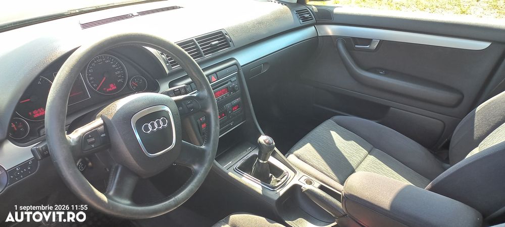 Audi A4 Limuzina 2.0 TDI - 5