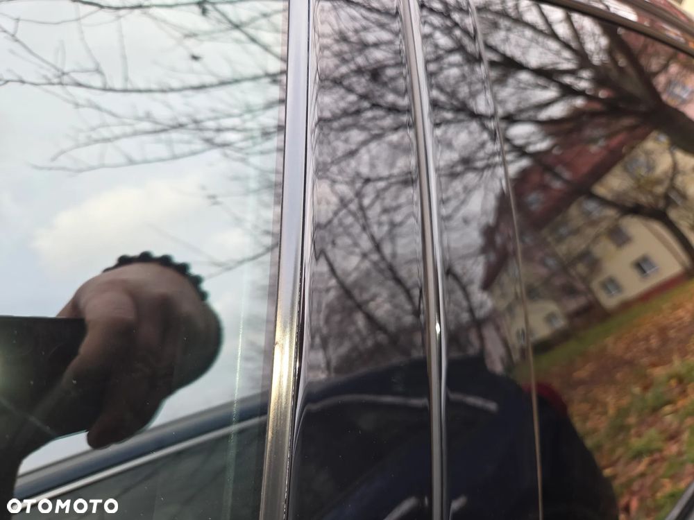 BMW Seria 5 520d - 22