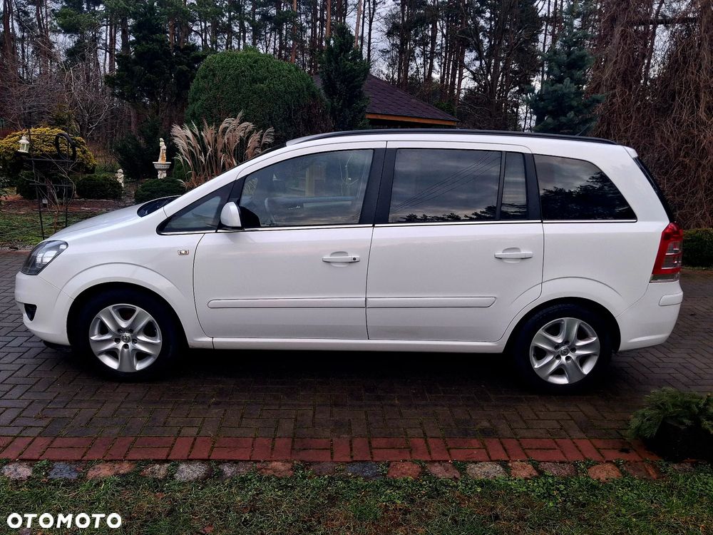 Opel Zafira 1.8 Design Edition - 6