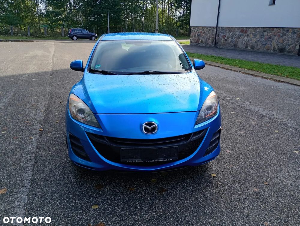 Mazda 3 1.6 Exclusive + - 1