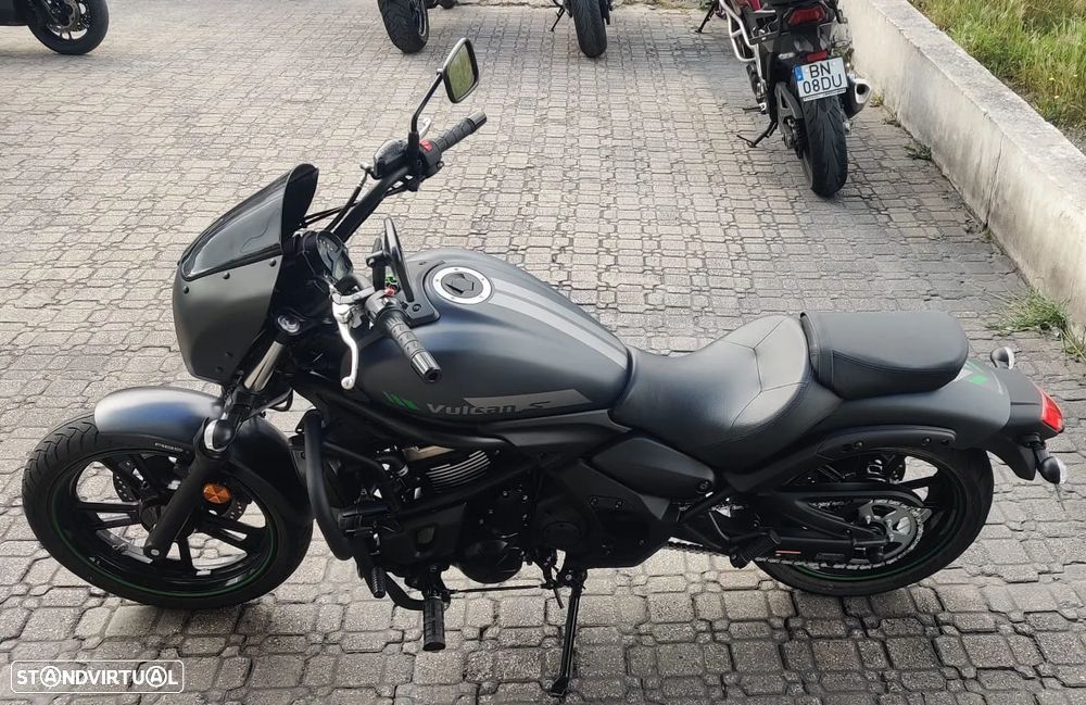 Kawasaki Vulcan 650 S - 4