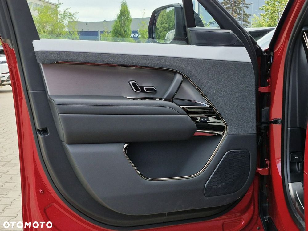 Land Rover Range Rover Sport - 19