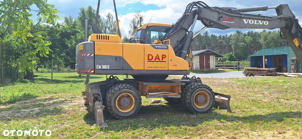 Volvo EW180D - 11