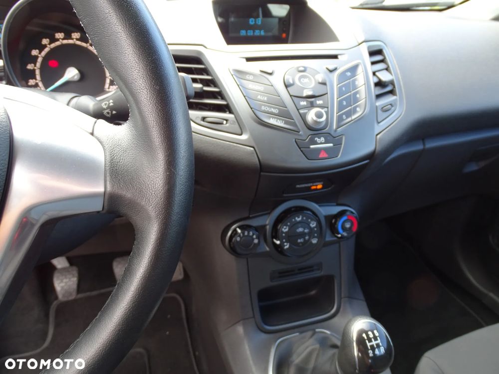 Ford Fiesta 1.25 Trend - 29