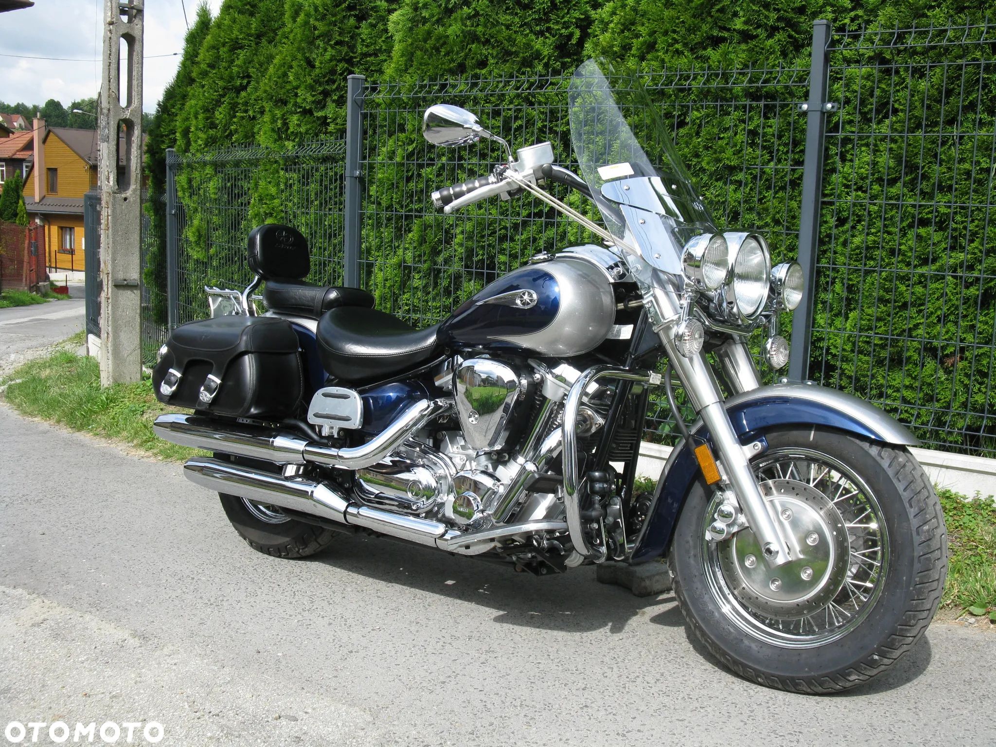 Yamaha Road Star - 1