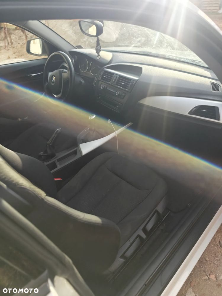 BMW Seria 1 114i - 9