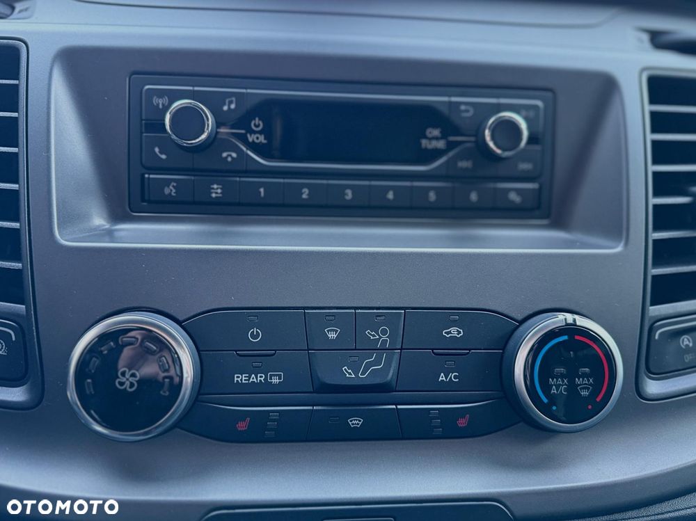Ford Transit - 18