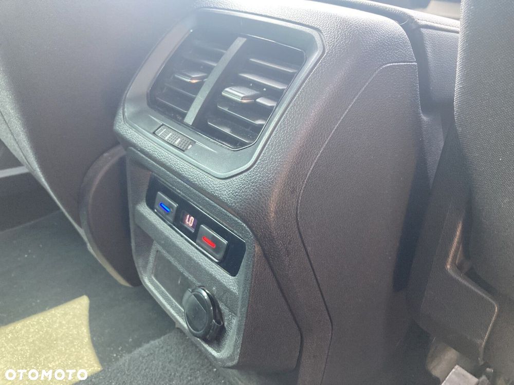 Volkswagen Tiguan 1.5 TSI EVO Elegance DSG - 24
