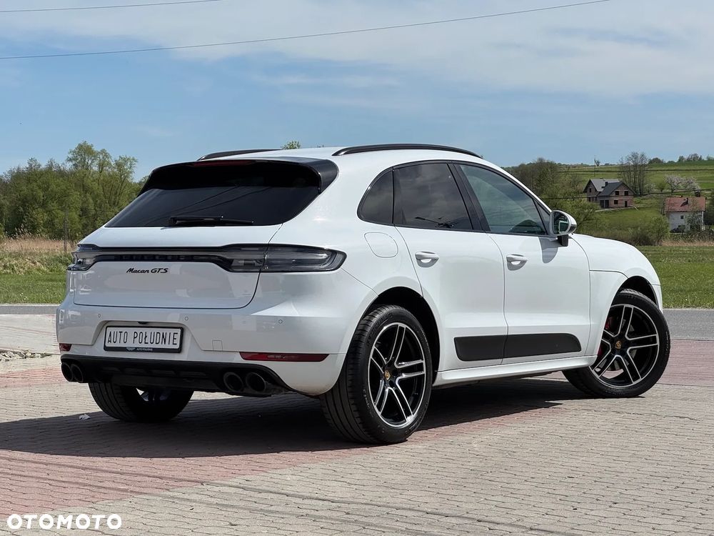 Porsche Macan - 3