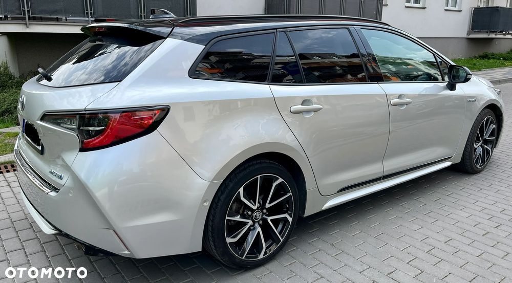 Toyota Corolla 2.0 Hybrid Executive - 5
