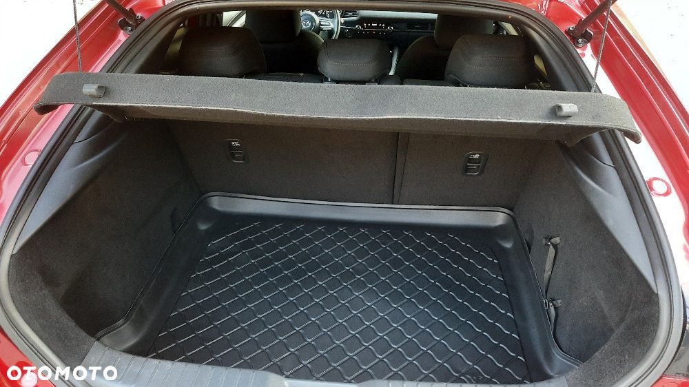 Mazda 3 e-SKYACTIV-G 2.0 M HYBRID DRIVE SELECTION - 17