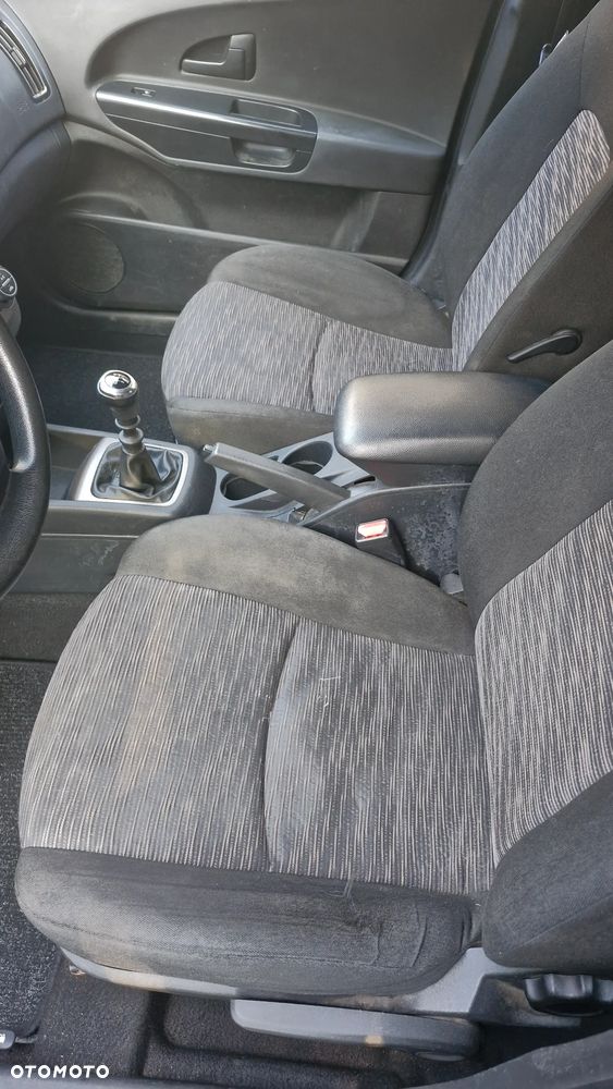 Kia Ceed 1.6 Comfort - 10