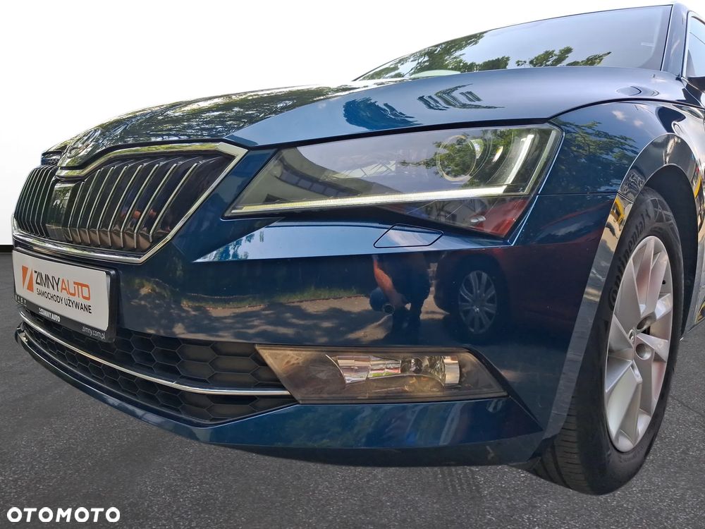 Skoda Superb 2.0 TDI Ambition - 27