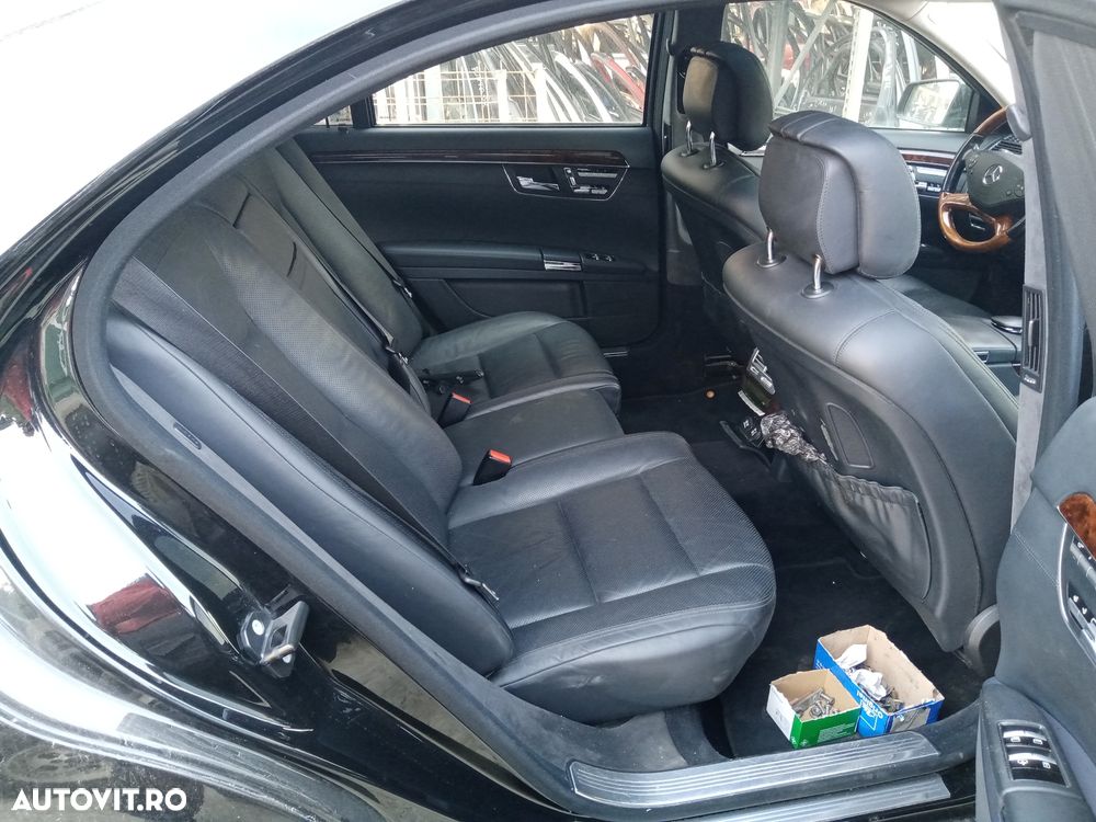 Dezmembrari  Mercedes-Benz S-CLASS (W221)  2005  > 2013 S 400 Hybrid - 6