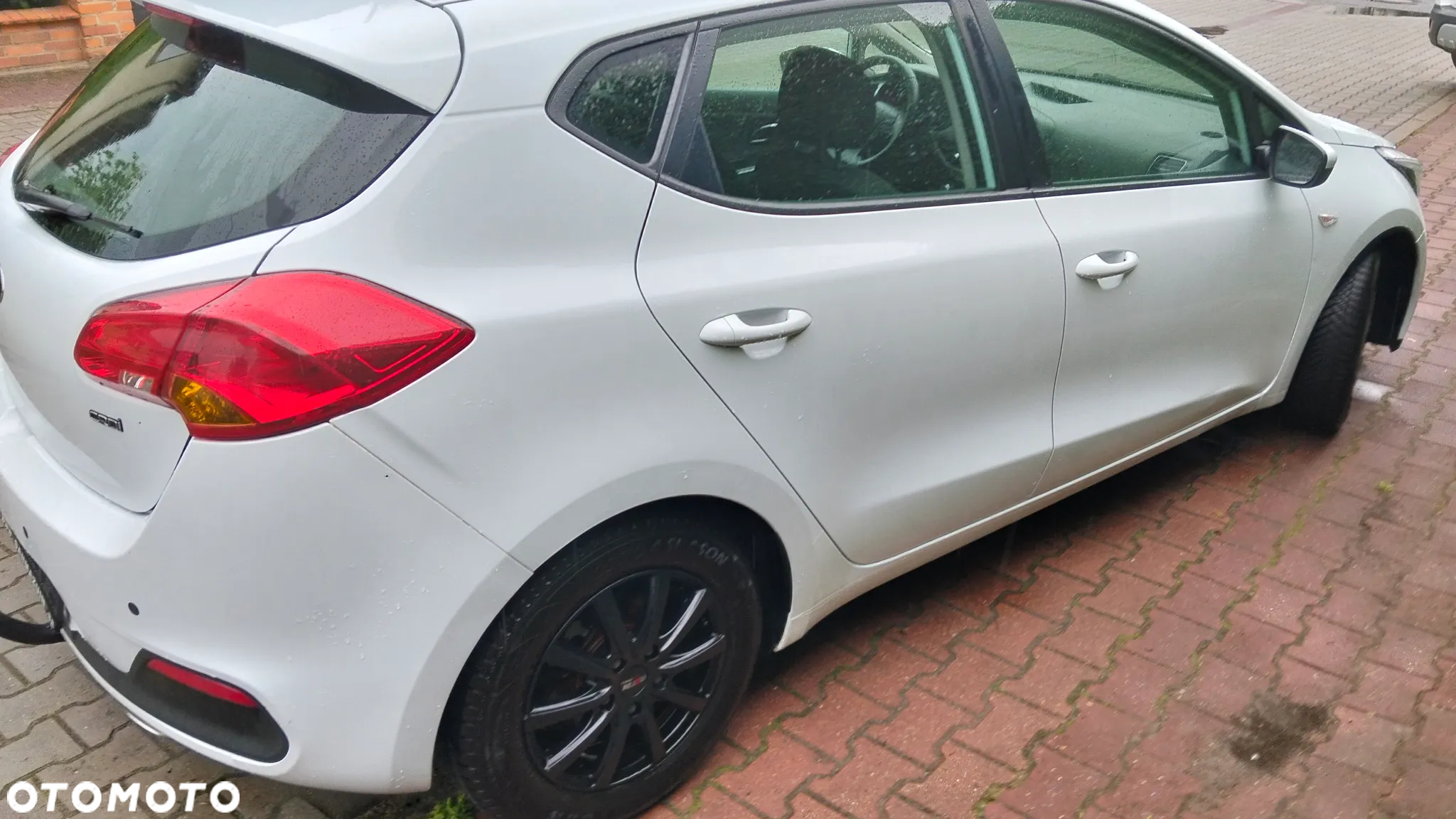 Kia Ceed - 4