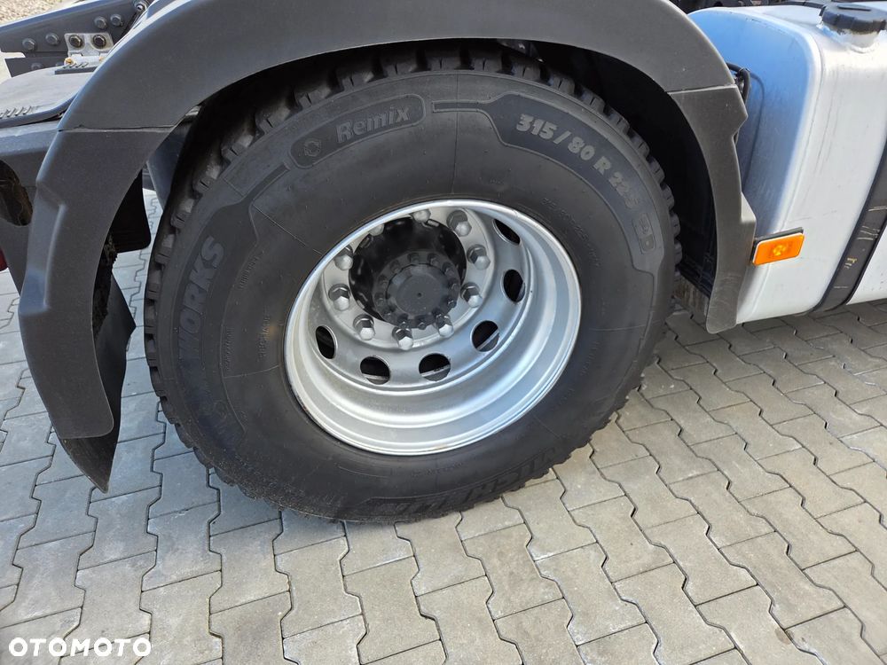 Volvo FH 460/ HYDRAULIKA/ 4 PODUSZKI TYŁ/ LEKKA 7583kg Brutto - 6