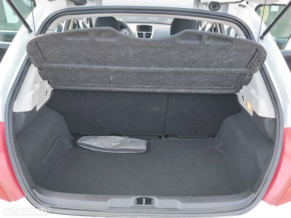 Peugeot 207 1.6 HDi 99g - 23