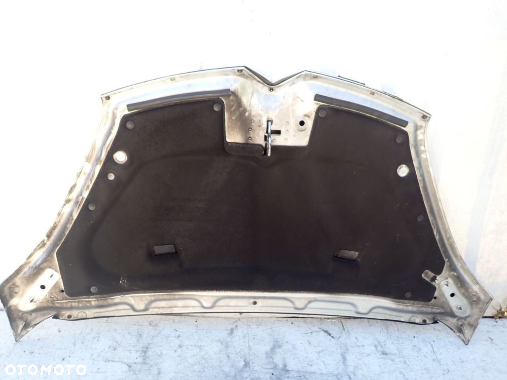MASKA CITROEN C4 PICASSO 2009 KOL: EZR - 4