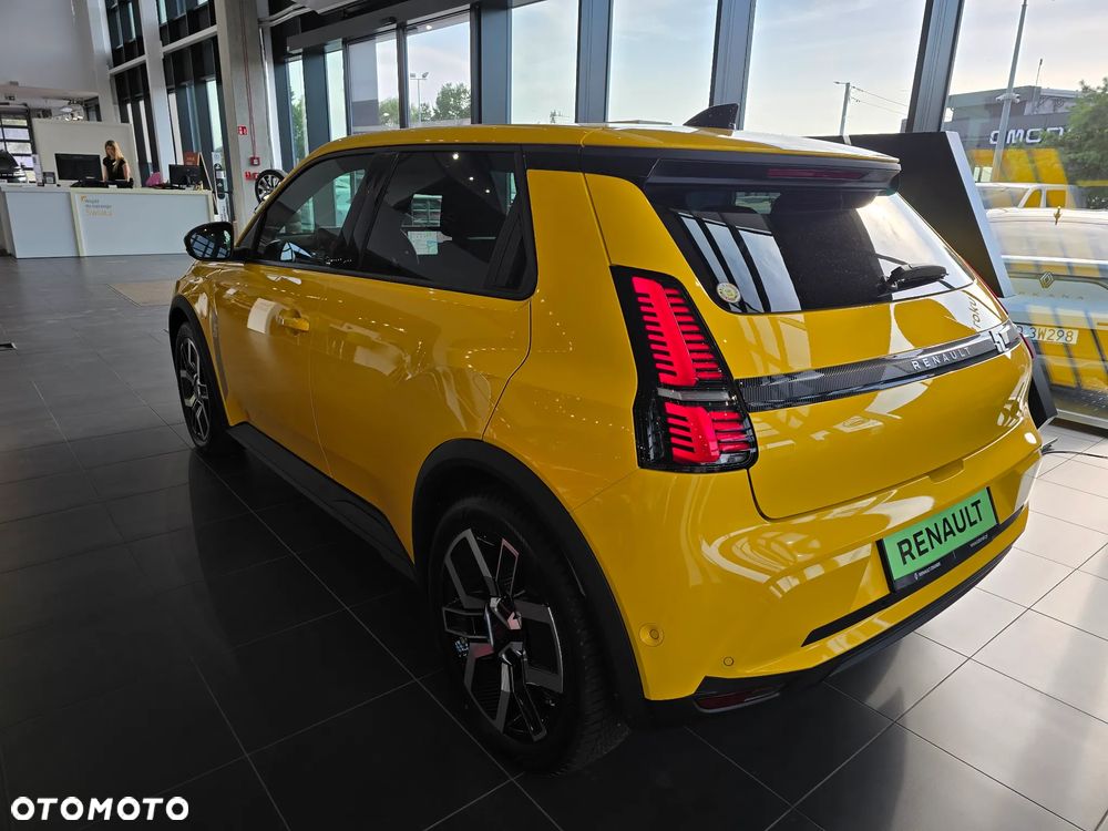 Renault 5 52kWh Comfort Range Techno - 22