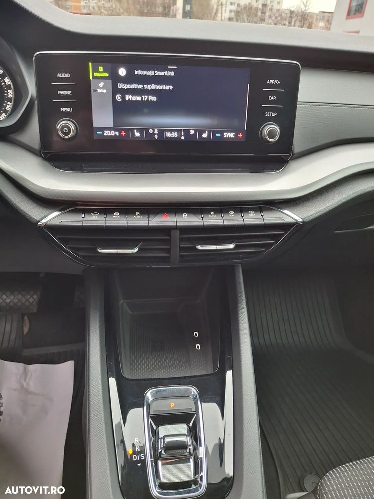 Skoda Octavia 2.0 TDI DSG Style - 19