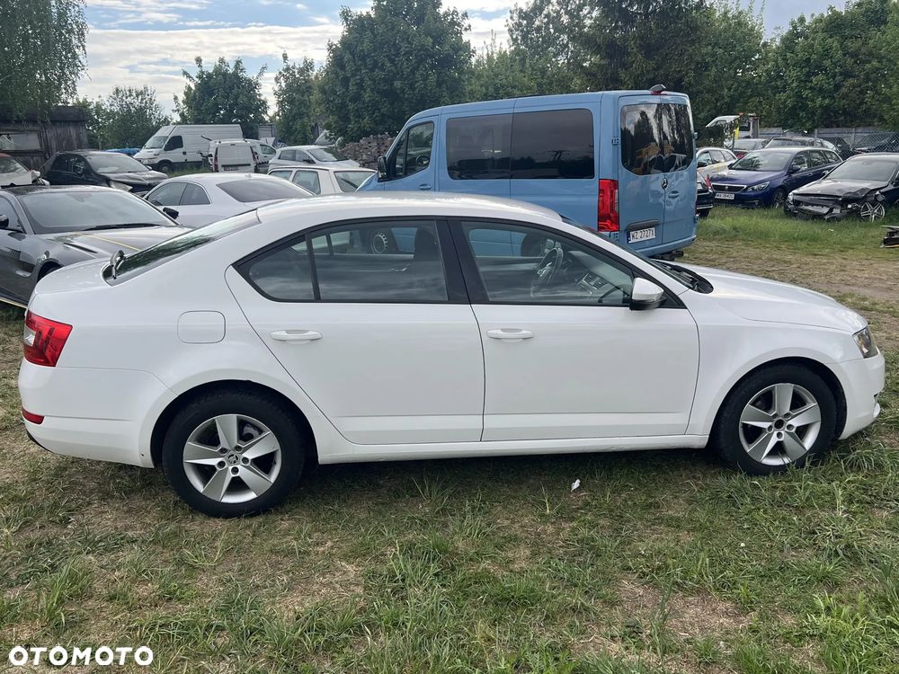 Skoda Octavia 1.6 TDI Ambition - 9