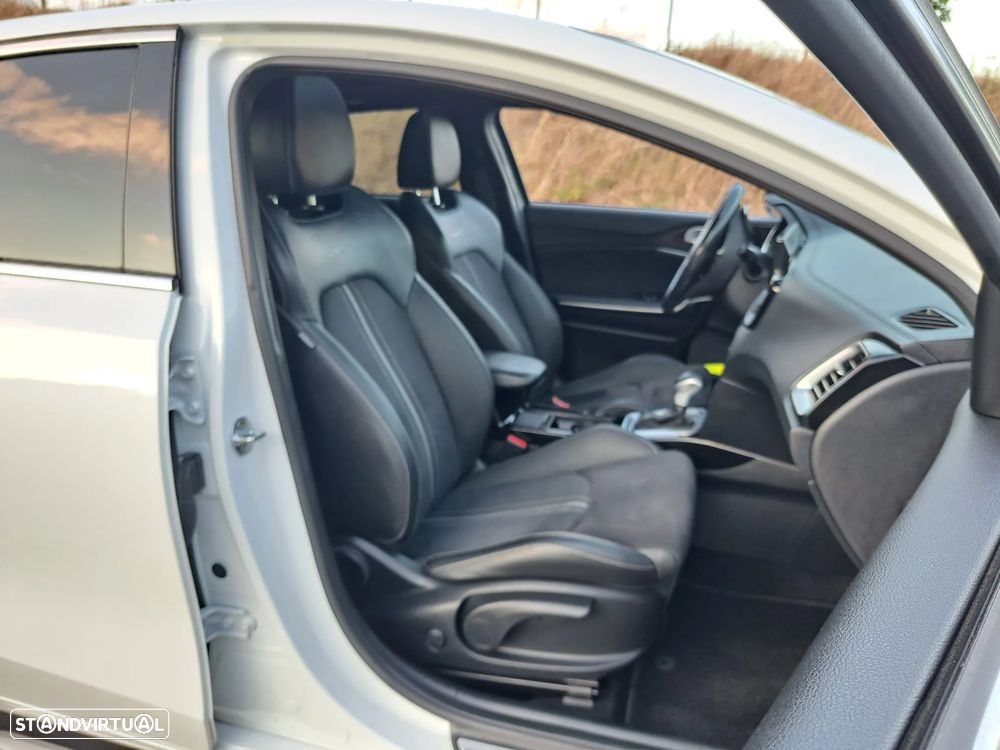Kia ProCeed 1.6 CRDi GT Line+SRF 7DCT - 19