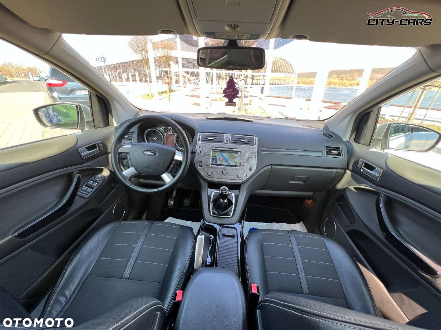 Ford Kuga - 15