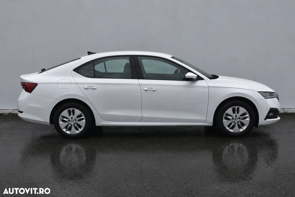 Skoda Octavia 1.5 TSI DSG Mild Hybrid Ambition - 9