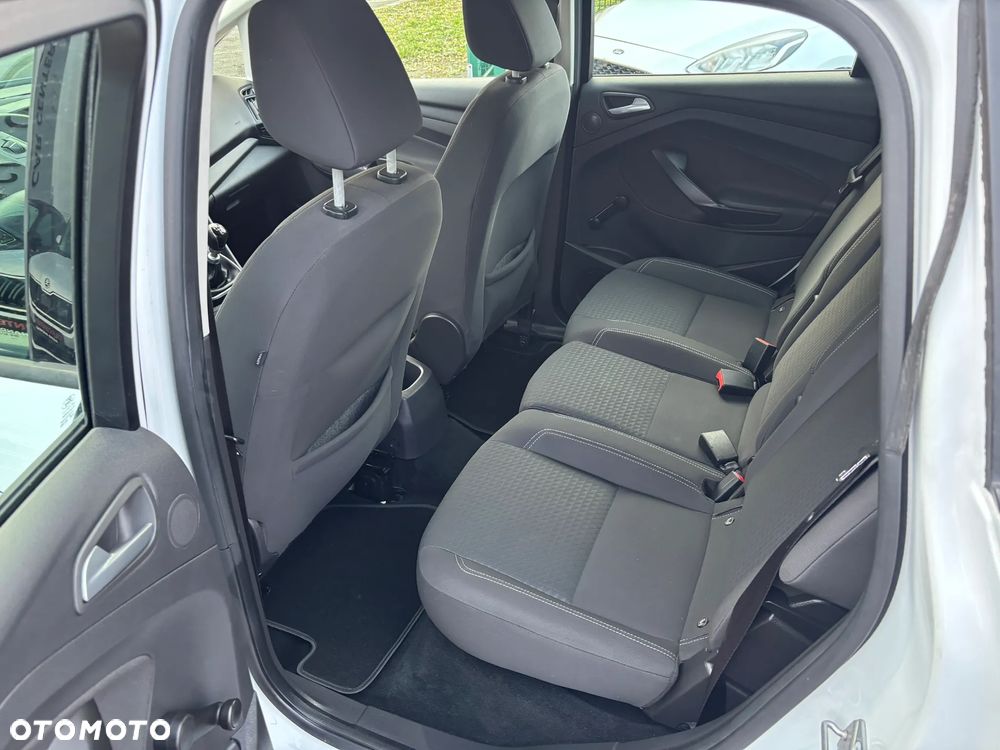 Ford C-MAX - 15
