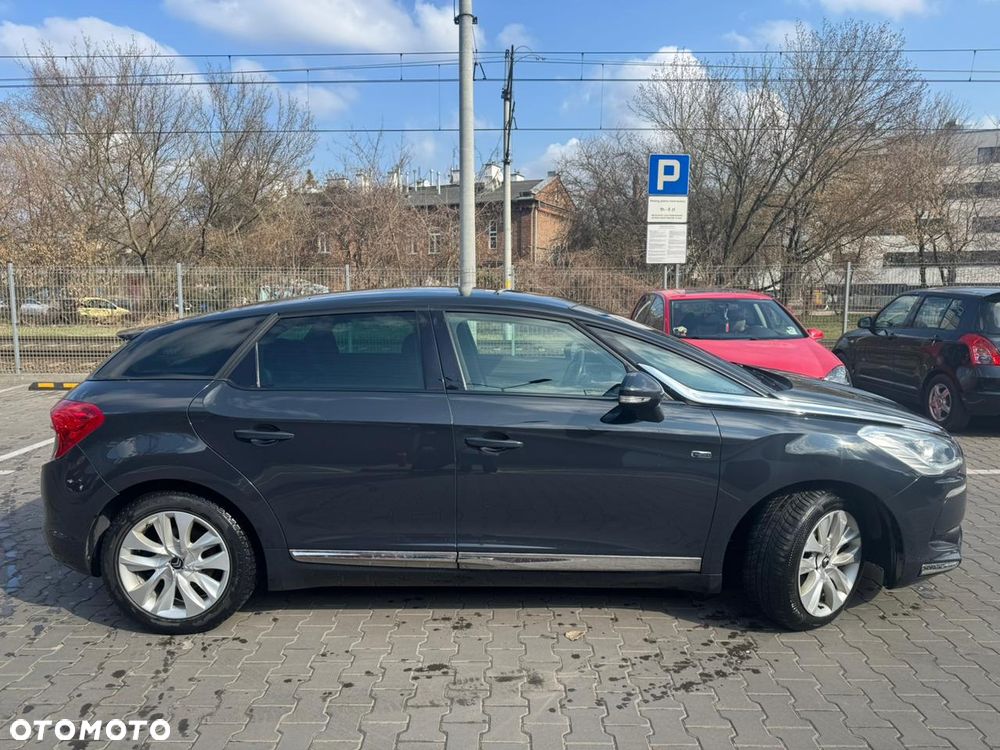 Citroën DS5 2.0 HDi Hybrid4 SoChic MCP - 11