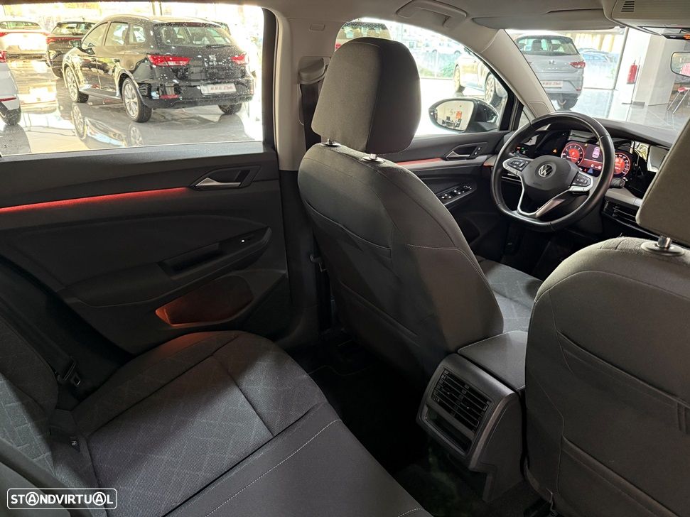 VW Golf - 21
