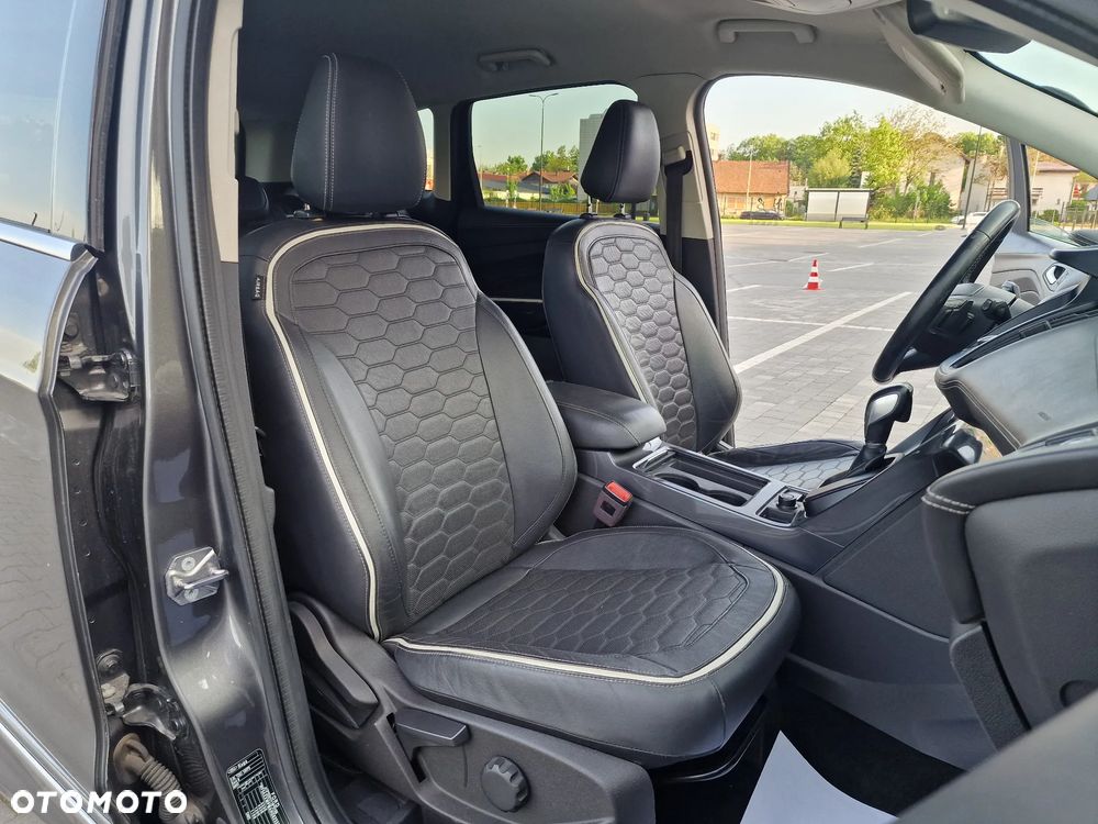 Ford Kuga 2.0 TDCi 4x4 Vignale - 27