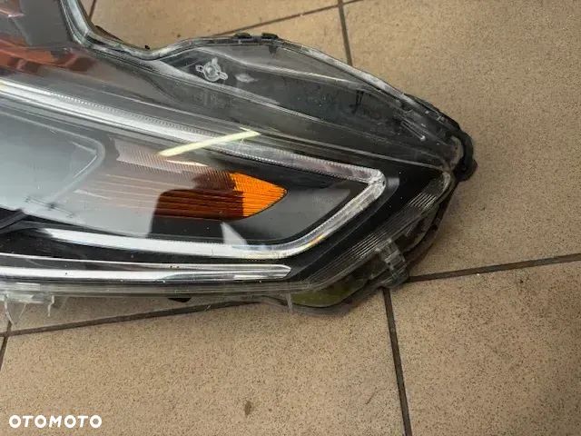 LAMPA PRZÓD PRAWA TOYOTA AYGO II - 4
