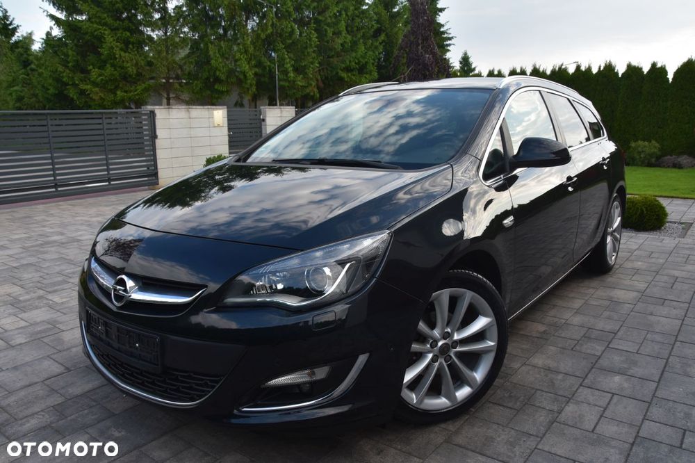 Opel Astra 1.4 Turbo Cosmo - 1