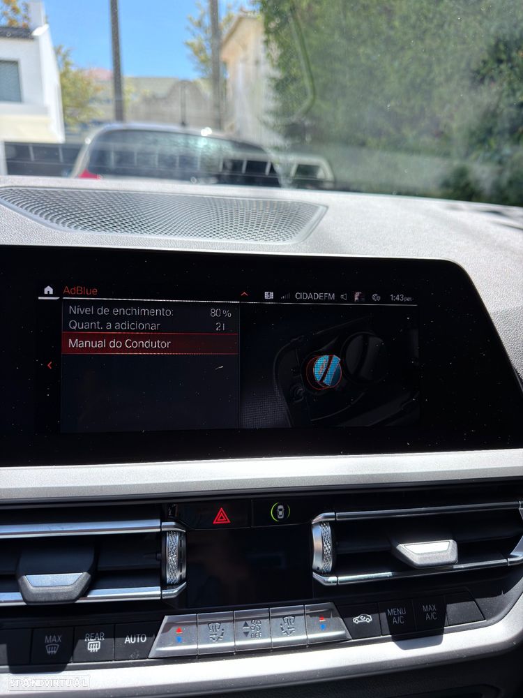 BMW 320 d Line Luxury Auto - 24