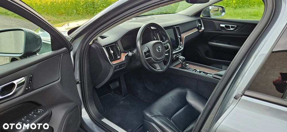 Volvo S60 T6 AWD Momentum Pro - 15